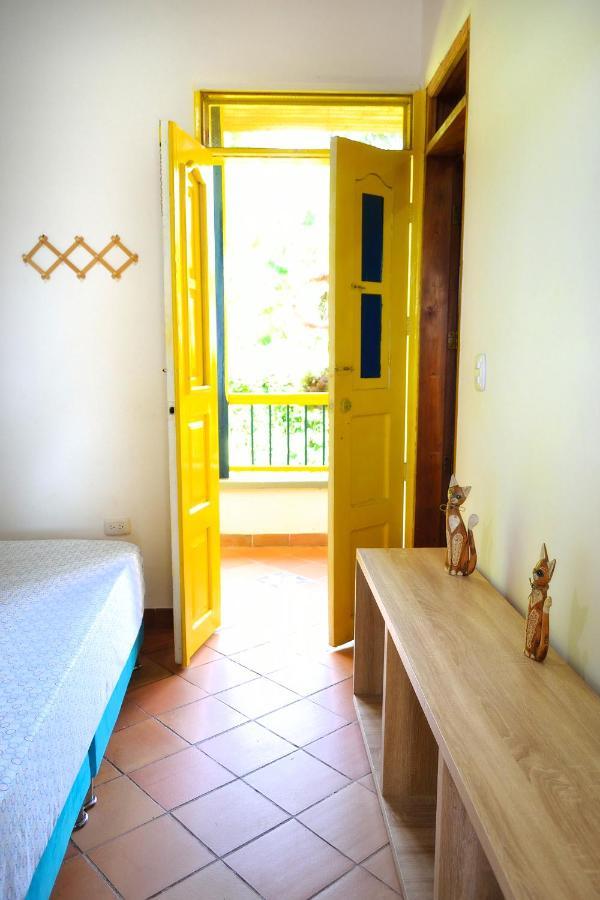 Casa Finca Villa Luz A 800 Mts Del Parque Del Cafe Montenegro Exteriör bild