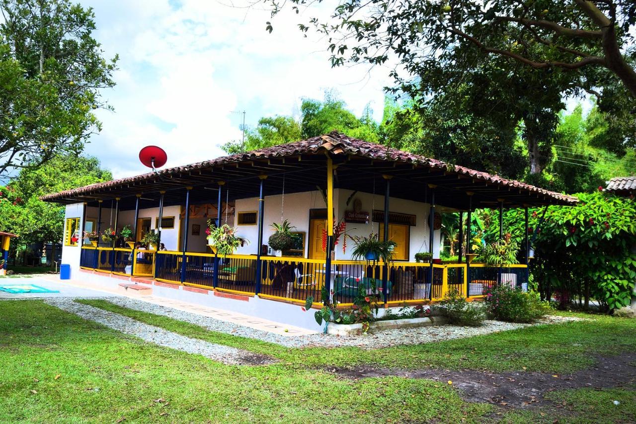Casa Finca Villa Luz A 800 Mts Del Parque Del Cafe Montenegro Exteriör bild